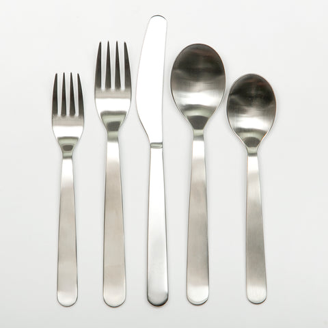 'Common' Flatware - 5 Piece Setting