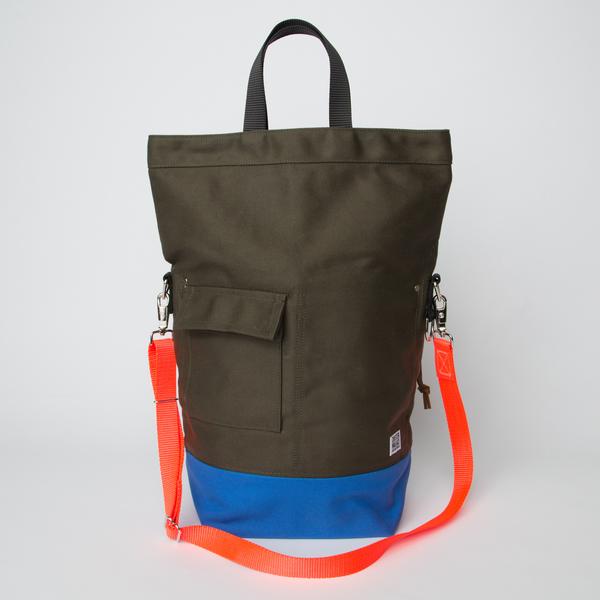 Chester Wallace Totes